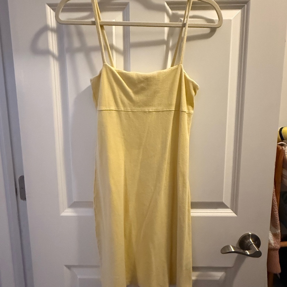 Elegant Yellow Spaghetti Strap Dress
